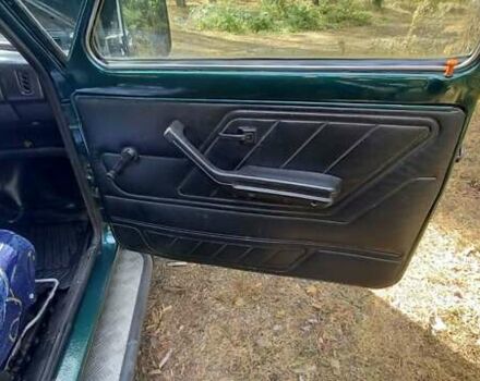 Зеленый ВАЗ 21213 Niva, объемом двигателя 1.98 л и пробегом 117 тыс. км за 4000 $, фото 13 на Automoto.ua