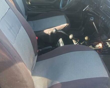 Зеленый ВАЗ 21213 Niva, объемом двигателя 1.7 л и пробегом 150 тыс. км за 2900 $, фото 11 на Automoto.ua