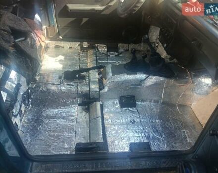 Зеленый ВАЗ 21213 Niva, объемом двигателя 1.7 л и пробегом 152 тыс. км за 3500 $, фото 5 на Automoto.ua