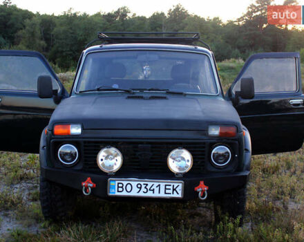 Зелений ВАЗ 21213 Niva, об'ємом двигуна 1.69 л та пробігом 180 тис. км за 2550 $, фото 4 на Automoto.ua