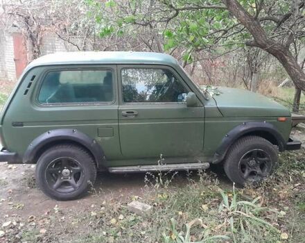 Зеленый ВАЗ 21213 Niva, объемом двигателя 1.7 л и пробегом 175 тыс. км за 2700 $, фото 2 на Automoto.ua