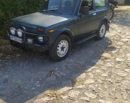 Зеленый ВАЗ 21213 Niva, объемом двигателя 1.7 л и пробегом 400 тыс. км за 3000 $, фото 4 на Automoto.ua