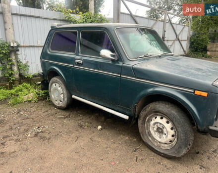 Зеленый ВАЗ 21213 Niva, объемом двигателя 1.69 л и пробегом 150 тыс. км за 2000 $, фото 2 на Automoto.ua
