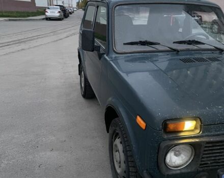 Зеленый ВАЗ 21213 Niva, объемом двигателя 1.7 л и пробегом 130 тыс. км за 2700 $, фото 1 на Automoto.ua