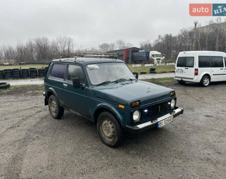 Зеленый ВАЗ 21213 Niva, объемом двигателя 1.7 л и пробегом 320 тыс. км за 1950 $, фото 2 на Automoto.ua