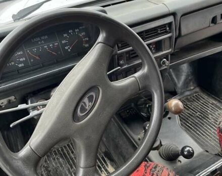 Зеленый ВАЗ 21213 Niva, объемом двигателя 1.7 л и пробегом 168 тыс. км за 2650 $, фото 2 на Automoto.ua