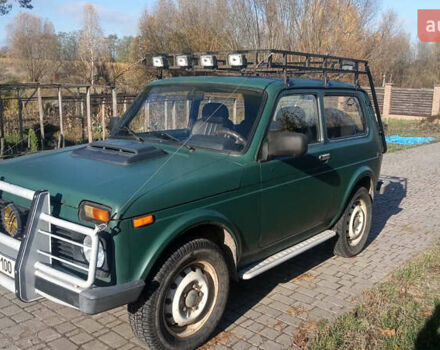 Зеленый ВАЗ 21213 Niva, объемом двигателя 1.7 л и пробегом 150 тыс. км за 3700 $, фото 2 на Automoto.ua