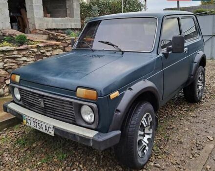 Зеленый ВАЗ 21213 Niva, объемом двигателя 1.7 л и пробегом 231 тыс. км за 3500 $, фото 2 на Automoto.ua