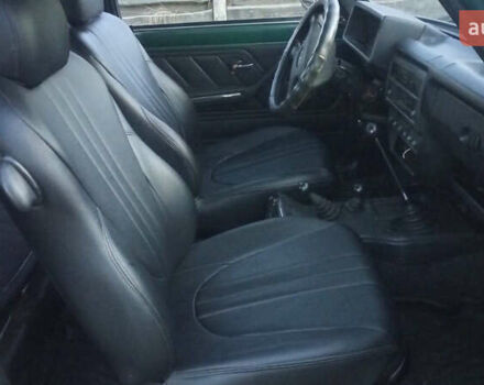 Зеленый ВАЗ 21213 Niva, объемом двигателя 1.7 л и пробегом 150 тыс. км за 3700 $, фото 4 на Automoto.ua