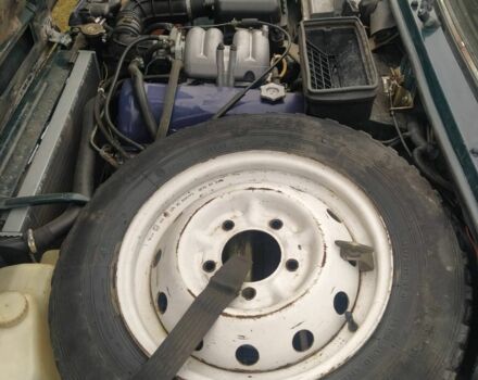 Зелений ВАЗ 21213 Niva, об'ємом двигуна 1.7 л та пробігом 100 тис. км за 3800 $, фото 1 на Automoto.ua