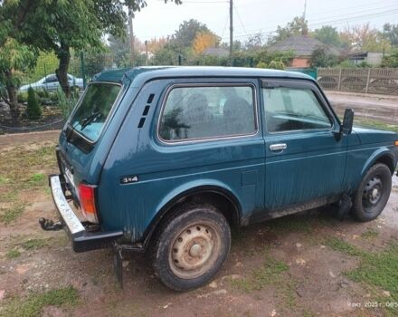 Зеленый ВАЗ 21213 Niva, объемом двигателя 1.7 л и пробегом 141 тыс. км за 2800 $, фото 2 на Automoto.ua