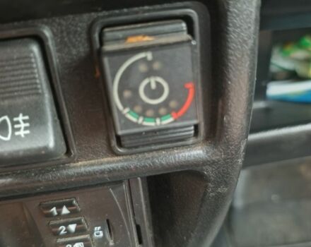 Зеленый ВАЗ 21213 Niva, объемом двигателя 1.7 л и пробегом 141 тыс. км за 2800 $, фото 5 на Automoto.ua