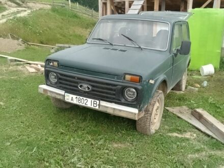 Зелений ВАЗ 21213 Niva, об'ємом двигуна 1 л та пробігом 1000 тис. км за 2546 $, фото 1 на Automoto.ua