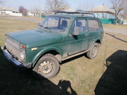 ВАЗ 21213 Niva 1981 у Чернобае на Automoto.ua Зелений ВАЗ 21213 Niva, об'ємом двигуна 1.9 л та пробігом 1000 тис. км за 2000 $, фото 1 на Automoto.ua