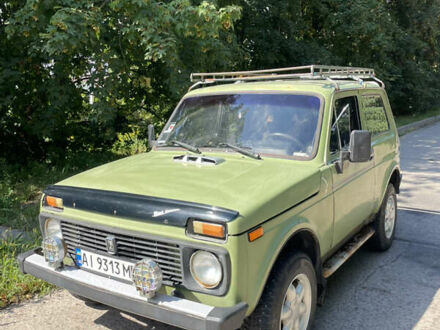 Зеленый ВАЗ 21213 Niva, объемом двигателя 1.7 л и пробегом 157 тыс. км за 2500 $, фото 1 на Automoto.ua