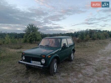 Зелений ВАЗ 21213 Niva, об'ємом двигуна 1.69 л та пробігом 174 тис. км за 1900 $, фото 1 на Automoto.ua