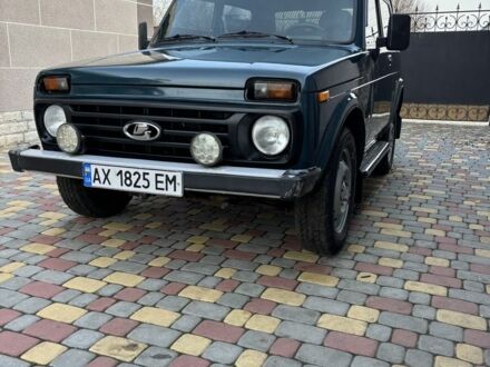 Зелений ВАЗ 21213 Niva, об'ємом двигуна 1.7 л та пробігом 137 тис. км за 4100 $, фото 1 на Automoto.ua