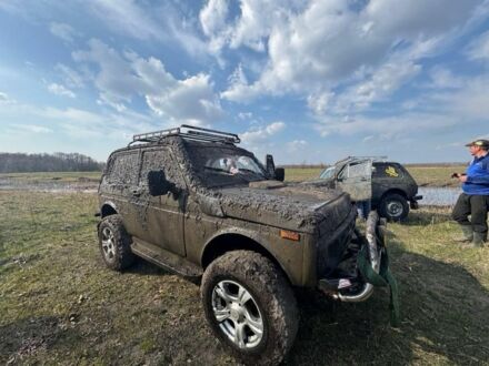Зеленый ВАЗ 21213 Niva, объемом двигателя 1.6 л и пробегом 137 тыс. км за 3050 $, фото 1 на Automoto.ua