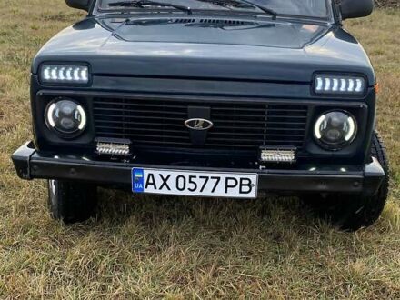 Зеленый ВАЗ 21213 Niva, объемом двигателя 1.69 л и пробегом 267 тыс. км за 2700 $, фото 1 на Automoto.ua