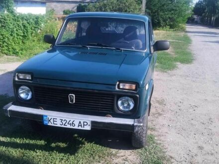 Зелений ВАЗ 21213 Niva, об'ємом двигуна 1.7 л та пробігом 200 тис. км за 2550 $, фото 1 на Automoto.ua