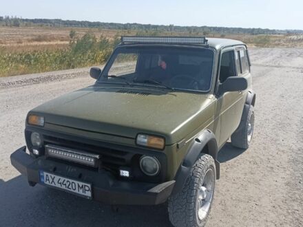 Зеленый ВАЗ 21213 Niva, объемом двигателя 1.7 л и пробегом 240 тыс. км за 2200 $, фото 1 на Automoto.ua
