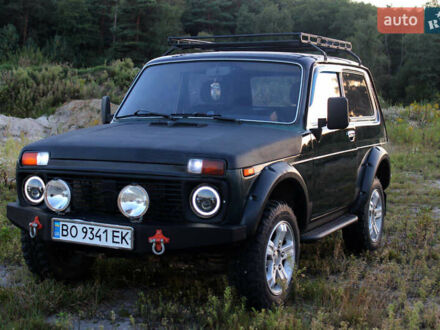 ВАЗ 21213 Niva 2003 у Кременце на Automoto.ua Зелений ВАЗ 21213 Niva, об'ємом двигуна 1.69 л та пробігом 180 тис. км за 2550 $, фото 1 на Automoto.ua