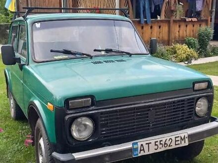 Зелений ВАЗ 21213 Niva, об'ємом двигуна 1.69 л та пробігом 100 тис. км за 2500 $, фото 1 на Automoto.ua