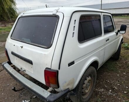 ВАЗ 21214 2007 в Каменце-Подольском на Automoto.ua Белый ВАЗ 21214, объемом двигателя 0 л и пробегом 300 тыс. км за 2141 $, фото 4 на Automoto.ua