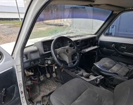 ВАЗ 21214 2007 в Каменце-Подольском на Automoto.ua Белый ВАЗ 21214, объемом двигателя 0 л и пробегом 300 тыс. км за 2141 $, фото 2 на Automoto.ua