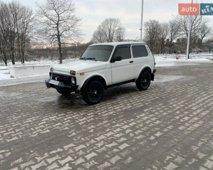 ВАЗ 21214 2018 в Виннице на Automoto.ua Белый ВАЗ 21214, объемом двигателя 1.7 л и пробегом 81 тыс. км за 8500 $, фото 3 на Automoto.ua