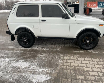 ВАЗ 21214 2018 в Виннице на Automoto.ua Белый ВАЗ 21214, объемом двигателя 1.7 л и пробегом 81 тыс. км за 8500 $, фото 2 на Automoto.ua