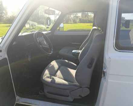 Белый ВАЗ 21214, объемом двигателя 1.7 л и пробегом 140 тыс. км за 3500 $, фото 6 на Automoto.ua