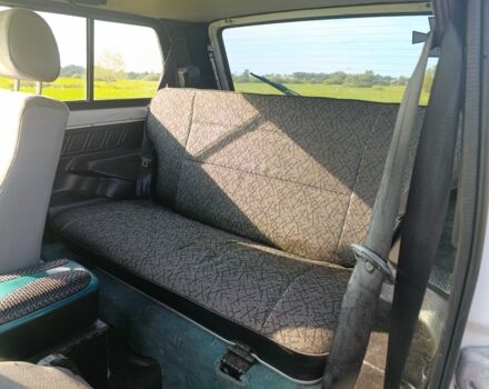 Белый ВАЗ 21214, объемом двигателя 1.7 л и пробегом 140 тыс. км за 3500 $, фото 7 на Automoto.ua