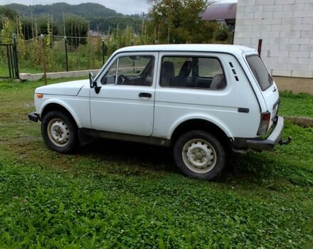 Белый ВАЗ 21214, объемом двигателя 1.7 л и пробегом 65 тыс. км за 1850 $, фото 4 на Automoto.ua