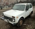 Белый ВАЗ 21214, объемом двигателя 1.7 л и пробегом 258 тыс. км за 1550 $, фото 2 на Automoto.ua