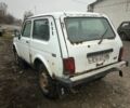 Белый ВАЗ 21214, объемом двигателя 1.7 л и пробегом 258 тыс. км за 1550 $, фото 3 на Automoto.ua
