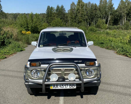 Білий ВАЗ 21214, об'ємом двигуна 1.7 л та пробігом 58 тис. км за 5000 $, фото 1 на Automoto.ua