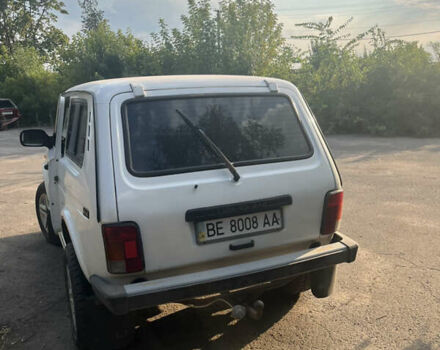 Белый ВАЗ 21214, объемом двигателя 0 л и пробегом 180 тыс. км за 3800 $, фото 2 на Automoto.ua