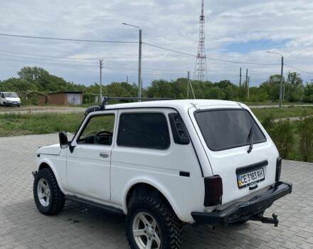 Белый ВАЗ 21214, объемом двигателя 1.7 л и пробегом 95 тыс. км за 2900 $, фото 4 на Automoto.ua