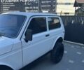 Белый ВАЗ 21214, объемом двигателя 1.7 л и пробегом 110 тыс. км за 3000 $, фото 1 на Automoto.ua