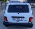 Белый ВАЗ 21214, объемом двигателя 1.7 л и пробегом 187 тыс. км за 3650 $, фото 4 на Automoto.ua
