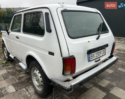 Білий ВАЗ 21214, об'ємом двигуна 1.7 л та пробігом 200 тис. км за 3200 $, фото 3 на Automoto.ua