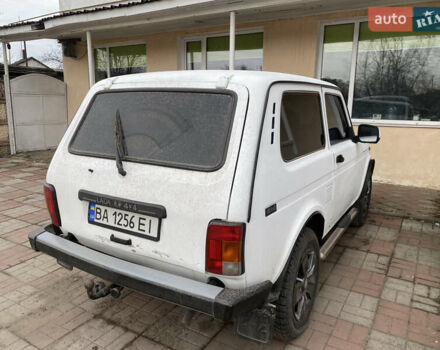Білий ВАЗ 21214, об'ємом двигуна 1.69 л та пробігом 160 тис. км за 3900 $, фото 2 на Automoto.ua