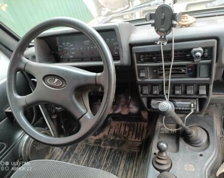 Белый ВАЗ 21214, объемом двигателя 1.7 л и пробегом 89 тыс. км за 2600 $, фото 8 на Automoto.ua