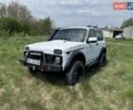 Белый ВАЗ 21214, объемом двигателя 1.9 л и пробегом 38 тыс. км за 8888 $, фото 1 на Automoto.ua