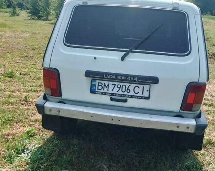 Белый ВАЗ 21214, объемом двигателя 1.7 л и пробегом 120 тыс. км за 3200 $, фото 1 на Automoto.ua