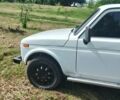 Белый ВАЗ 21214, объемом двигателя 1.7 л и пробегом 120 тыс. км за 3200 $, фото 6 на Automoto.ua