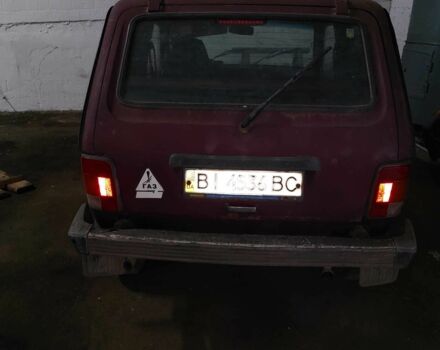 Белый ВАЗ 21214, объемом двигателя 1.6 л и пробегом 219 тыс. км за 1192 $, фото 5 на Automoto.ua