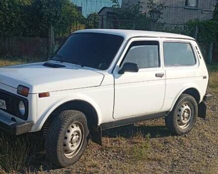 Белый ВАЗ 21214, объемом двигателя 1.7 л и пробегом 166 тыс. км за 3300 $, фото 1 на Automoto.ua