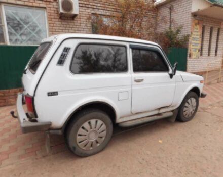 Белый ВАЗ 21214, объемом двигателя 1.7 л и пробегом 89 тыс. км за 2600 $, фото 5 на Automoto.ua